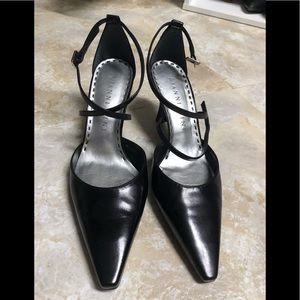 Gianni Bini dressy low heel strappy pump